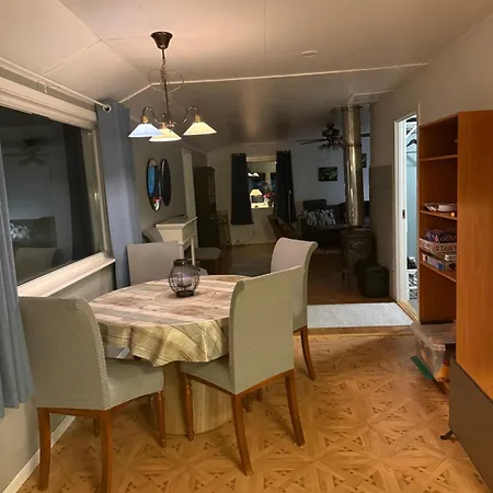 Huset Naert Blaisvannet * Lattervika